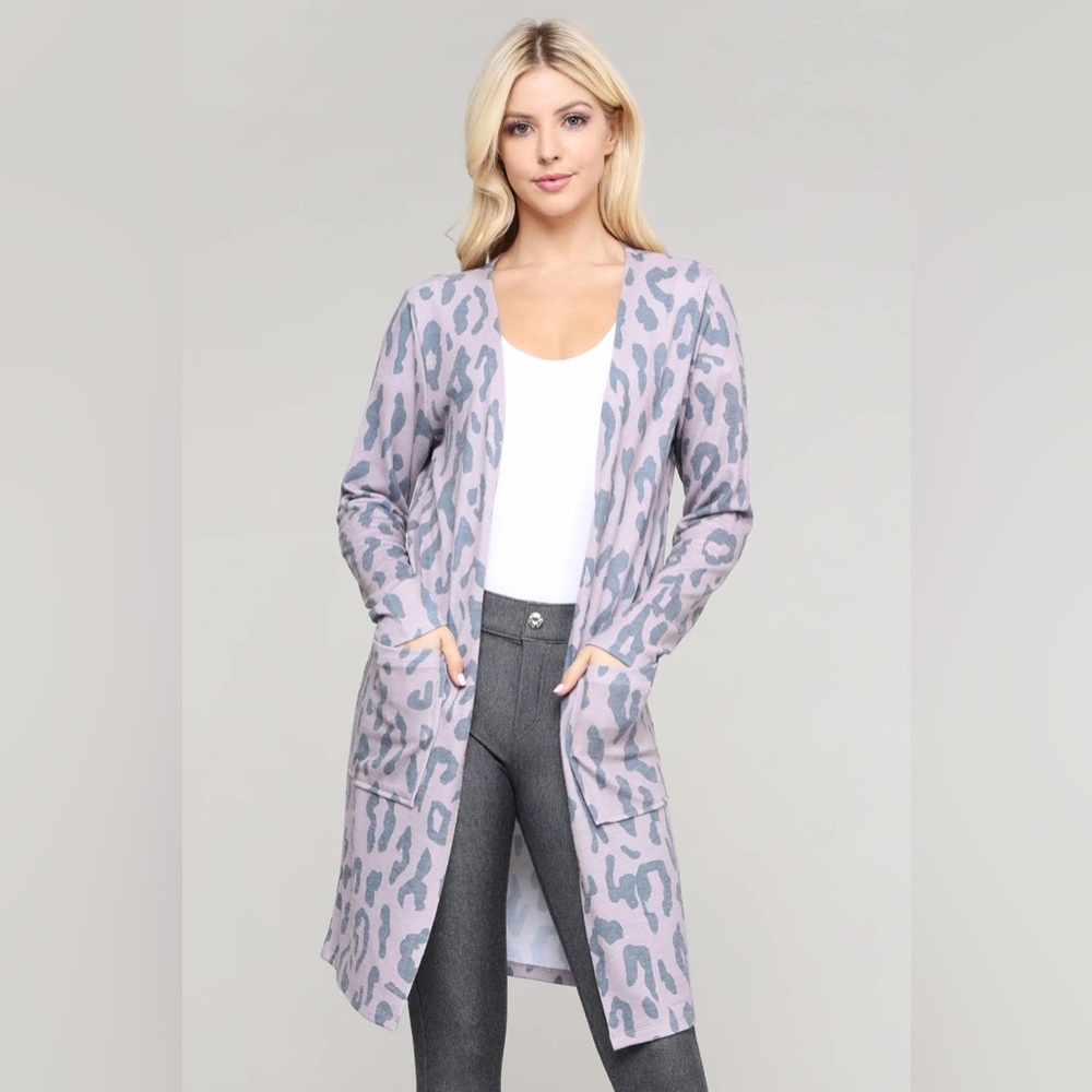 Stylish Purple Leopard Cardigan